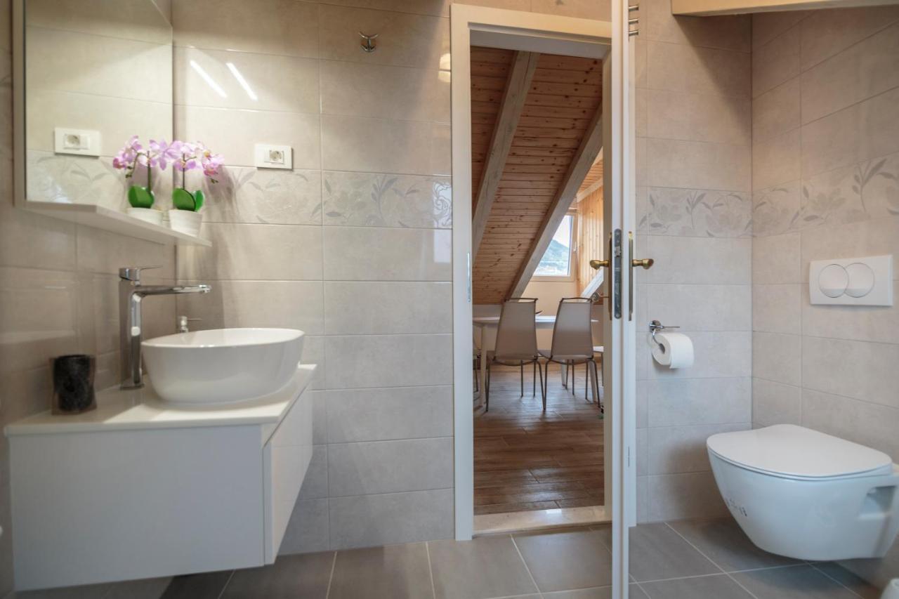 Apartments Bepi Комижа Экстерьер фото